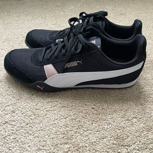 Puma Bella size US 8.5 Pink/Black